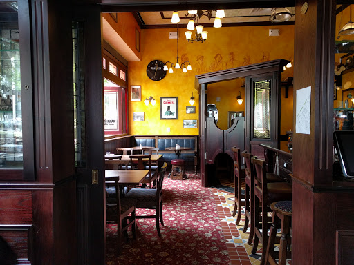 B.D. Riley's Irish Pub at Mueller