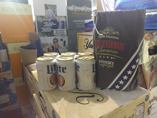 Liquor Store «Camp Creek World Of Beverages», reviews and photos, 3780 Princeton Lakes Pkwy, Atlanta, GA 30344, USA