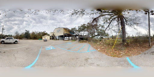 Seafood Restaurant «Blow fly inn», reviews and photos, 1201 Washington Ave, Gulfport, MS 39507, USA