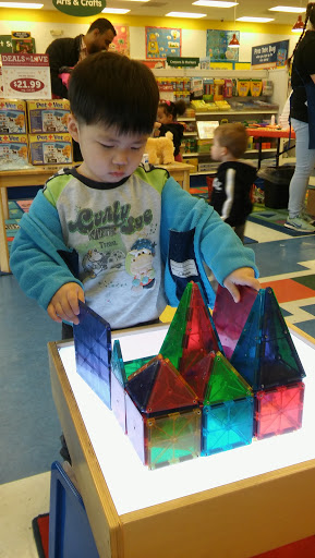 Educational Supply Store «Lakeshore Learning Store», reviews and photos, 7009 Manchester Blvd A, Alexandria, VA 22310, USA