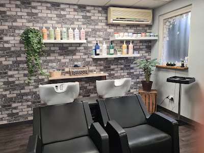 TM 30 Coiffure à Villemomble