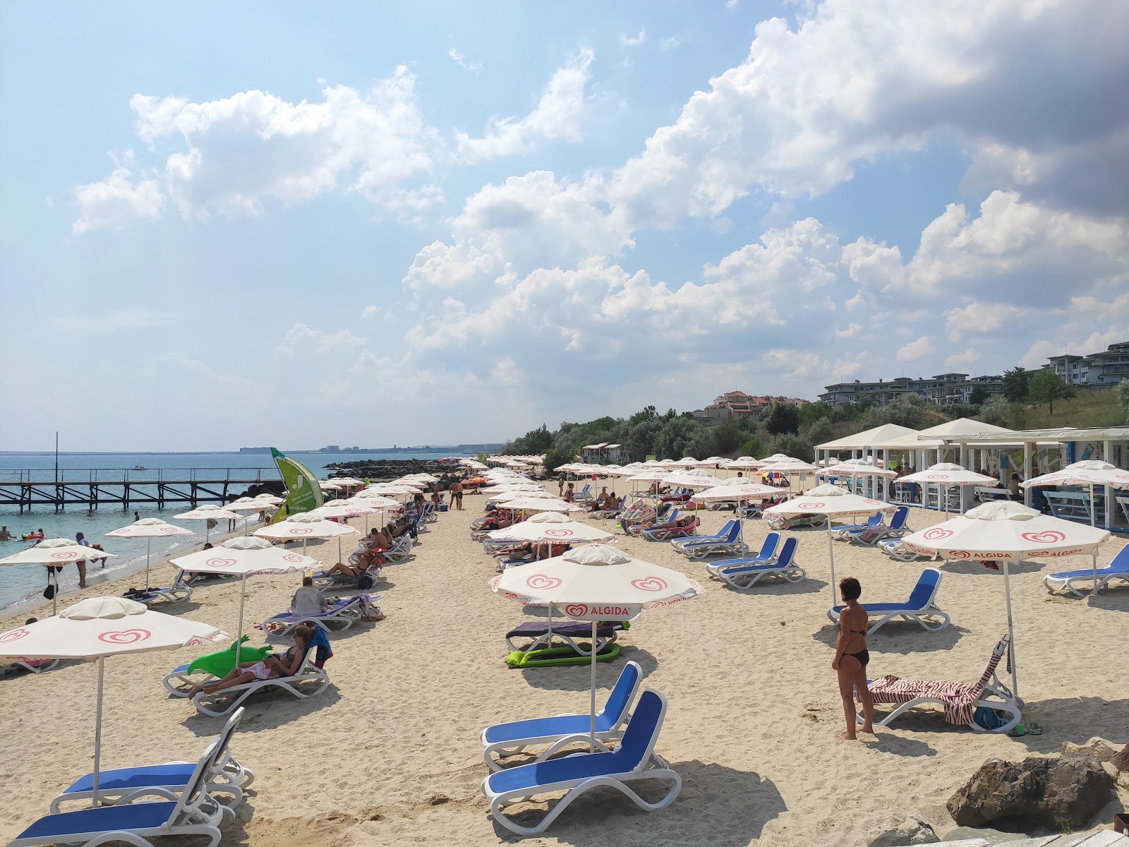 Foto van Ravda beach South voorzieningenruimte