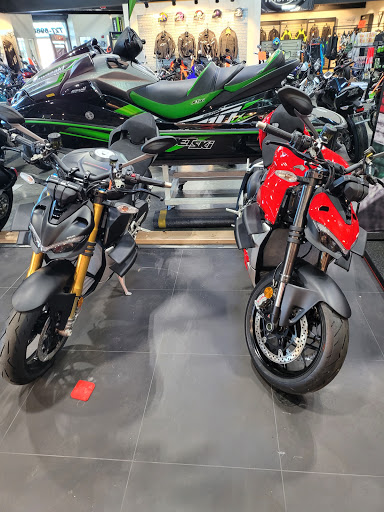 Kawasaki Motorcycle Dealer «Maximum Motorsports», reviews and photos, 1725 County Rd 58, Riverhead, NY 11901, USA