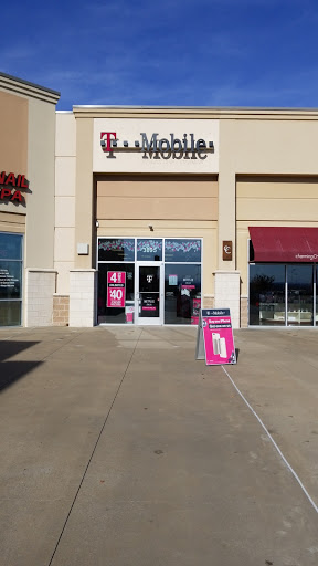 Cell Phone Store «T-Mobile», reviews and photos, 3895 Phoenix Ave, Fort Smith, AR 72903, USA