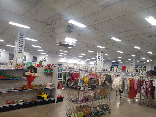Thrift Store «Goodwill Warwick Retail Store», reviews and photos, 11061 Warwick Blvd, Newport News, VA 23601, USA