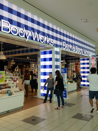 Shopping Mall «Mall of Louisiana», reviews and photos, 6401 Bluebonnet Blvd, Baton Rouge, LA 70836, USA