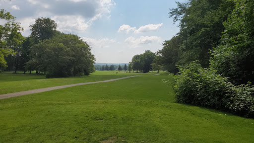 Golf Course «Pleasant Hill Golf Course», reviews and photos, 13461 Aquilla Rd, Chardon, OH 44024, USA