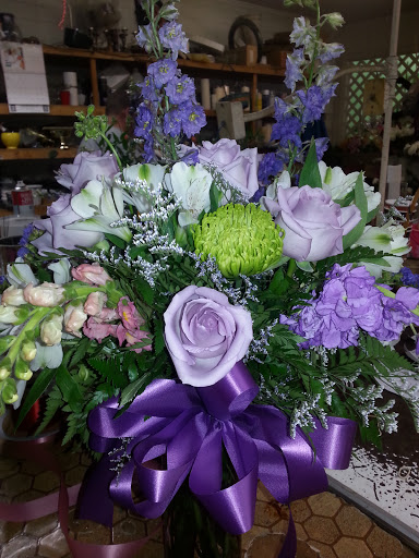 Florist «A & B Florist», reviews and photos, 908 S Cashua Dr, Florence, SC 29501, USA