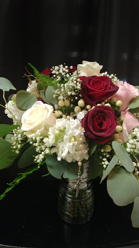 Florist «Pied Piper Flowershop», reviews and photos, 308 W 15th St, Yankton, SD 57078, USA