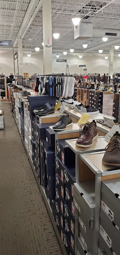 Shoe Store «DSW Designer Shoe Warehouse», reviews and photos, 2426 Lincoln Hwy, Langhorne, PA 19047, USA