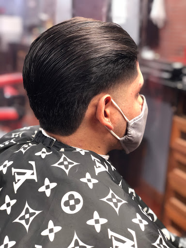 Barber Shop «The Barber Shop», reviews and photos, 70-23 Austin St, Forest Hills, NY 11375, USA