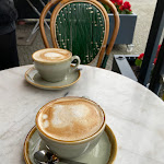 Photo n°1 de l'avis de Clémence. fait le 22/02/2023 à 08:34 sur le  By Schicksals à Berlin