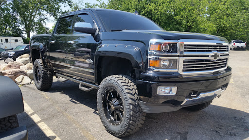 Truck Accessories Store «4 Wheel Parts Performance Center - Indianapolis», reviews and photos, 9470 E Washington St, Indianapolis, IN 46229, USA