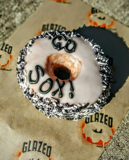 Donut Shop «Glazed and Infused», reviews and photos, 939 W Armitage Ave, Chicago, IL 60614, USA