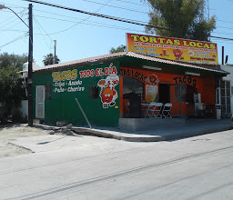 Tortas gigantes photo