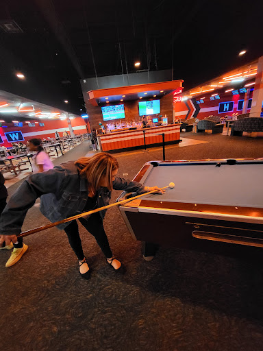 Bowling Alley «Brunswick Zone XL Brooklyn Park», reviews and photos, 7545 Brooklyn Blvd, Brooklyn Park, MN 55443, USA