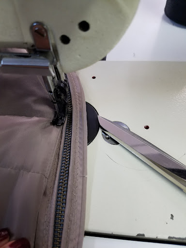 Dry Cleaner «EC Dry Cleaning», reviews and photos, 5312 S Pulaski Rd, Chicago, IL 60632, USA