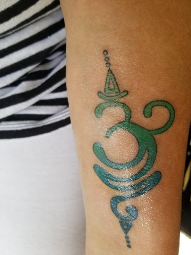 Explore 3 cat tattoo ideas, creative tattoo ideas in Conway, available at Hero Tattoo