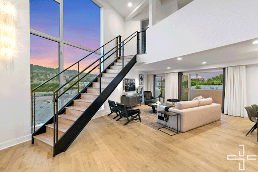 St. James Canter & Associates Berkshire Hathaway HomeServices California Properties DRE 01810156 - DRE 00949711 image