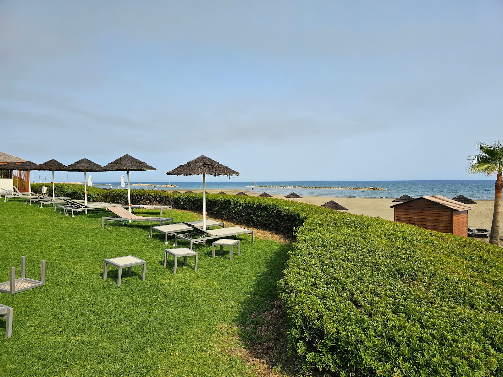 Robinson Cyprus Beach'in fotoğrafı kısmen otel alanı