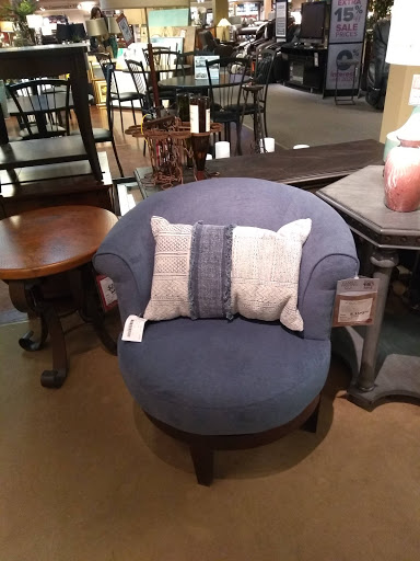 Furniture Store «HOM Furniture», reviews and photos, 7600 Hudson Rd, Woodbury, MN 55125, USA