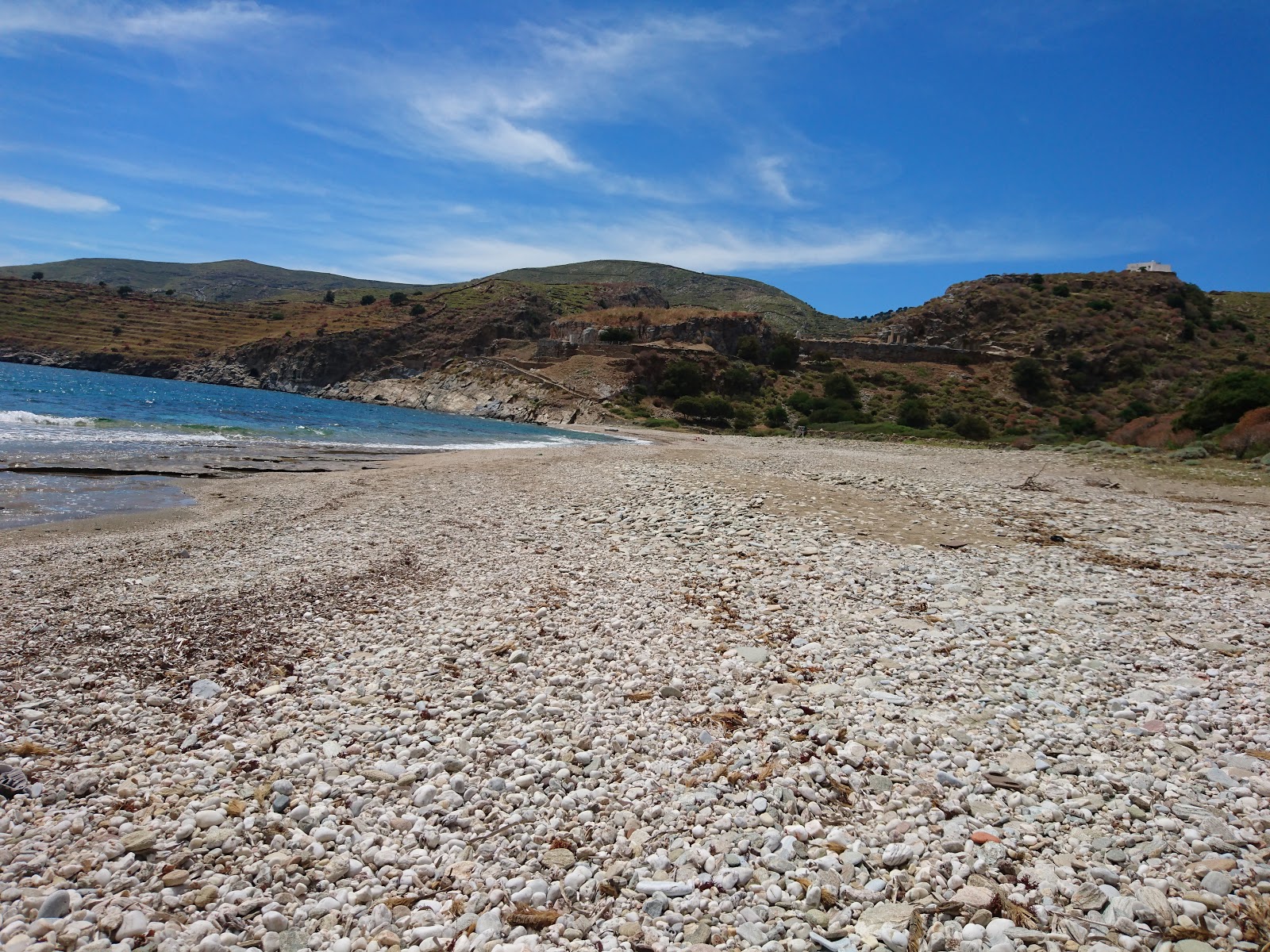 Karthea beach'in fotoğrafı imkanlar alanı