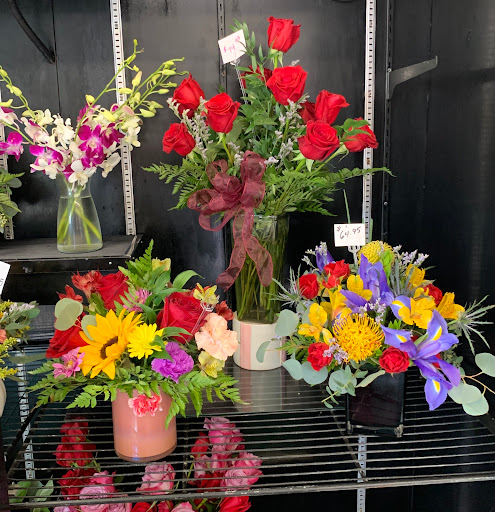 Florist «Riverside Floral Co», reviews and photos, 307 Bridgeboro St, Riverside, NJ 08075, USA