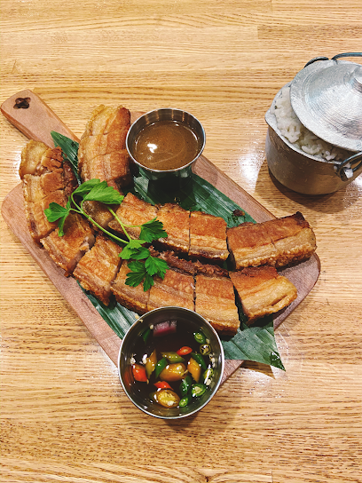 Reyta’s Filipino Cuisine