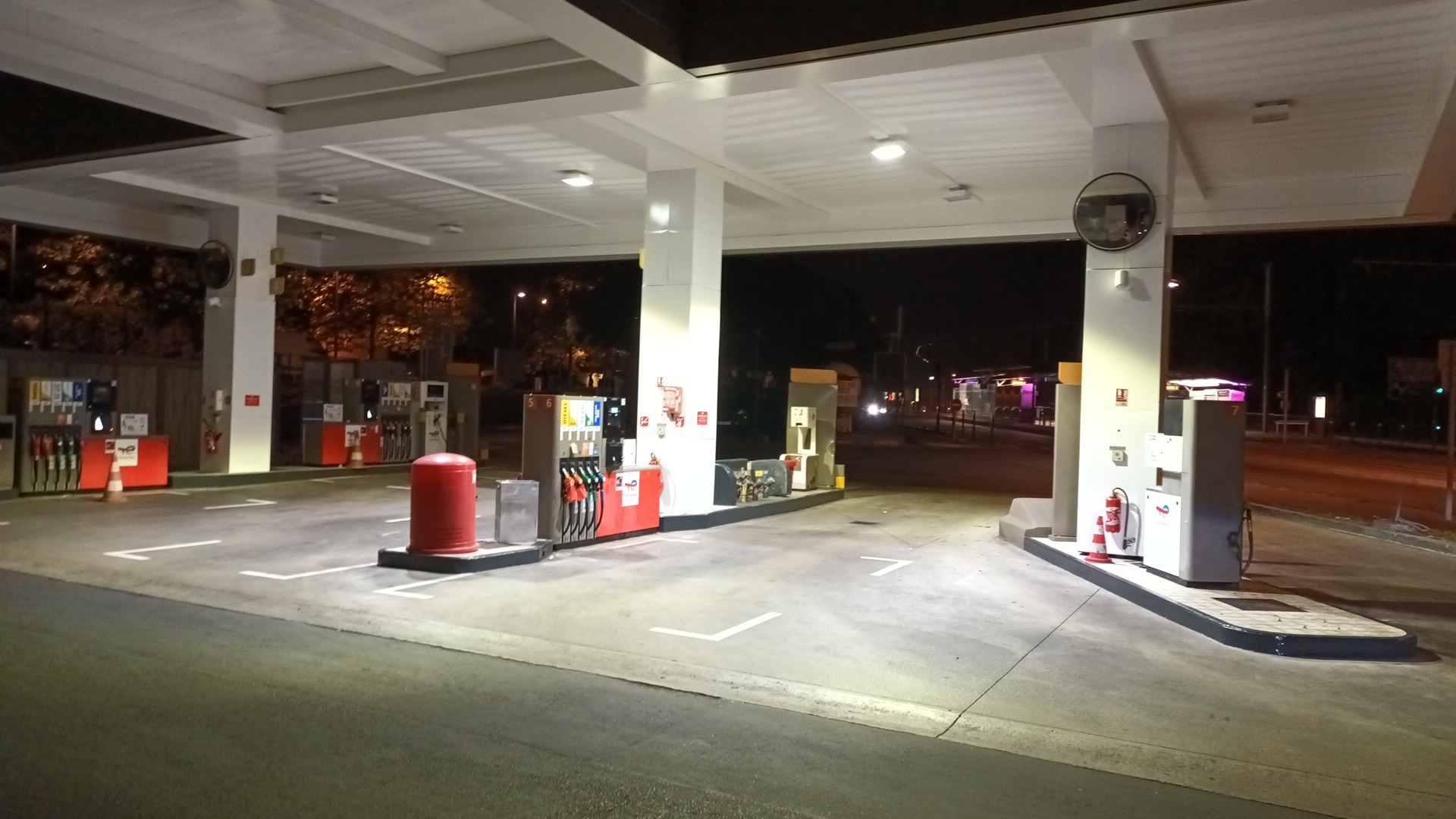 Photo n° 2 de l'avis de citoyen.i fait le 05/06/2019 à 19:49