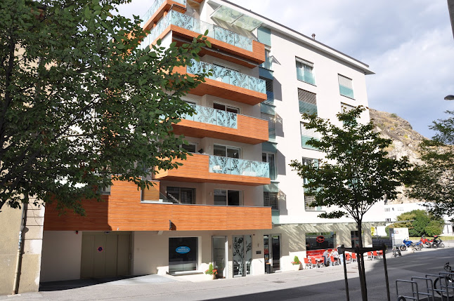 Opinii despre Mr. Christomir Stephanov în Sitten - Zahnarzt