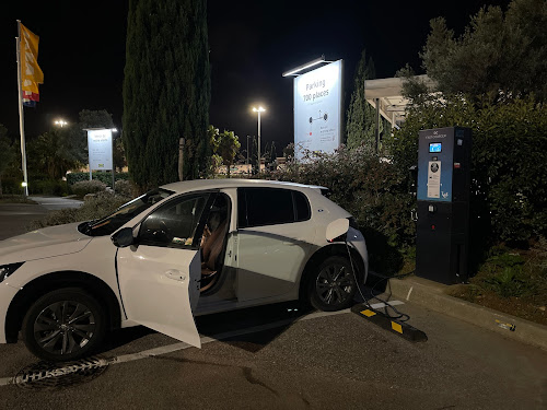 Borne de recharge de véhicules électriques Ikea Charging Station La Valette-du-Var