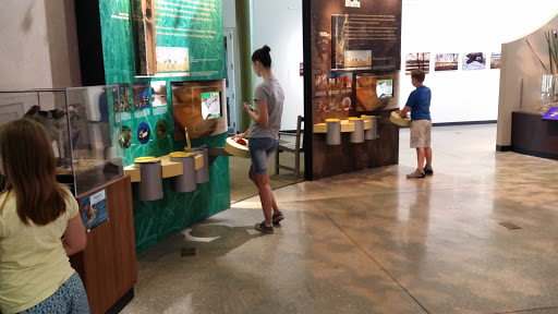 Museum «National Great Rivers Museum», reviews and photos, Lock and Dam Way, Alton, IL 62002, USA