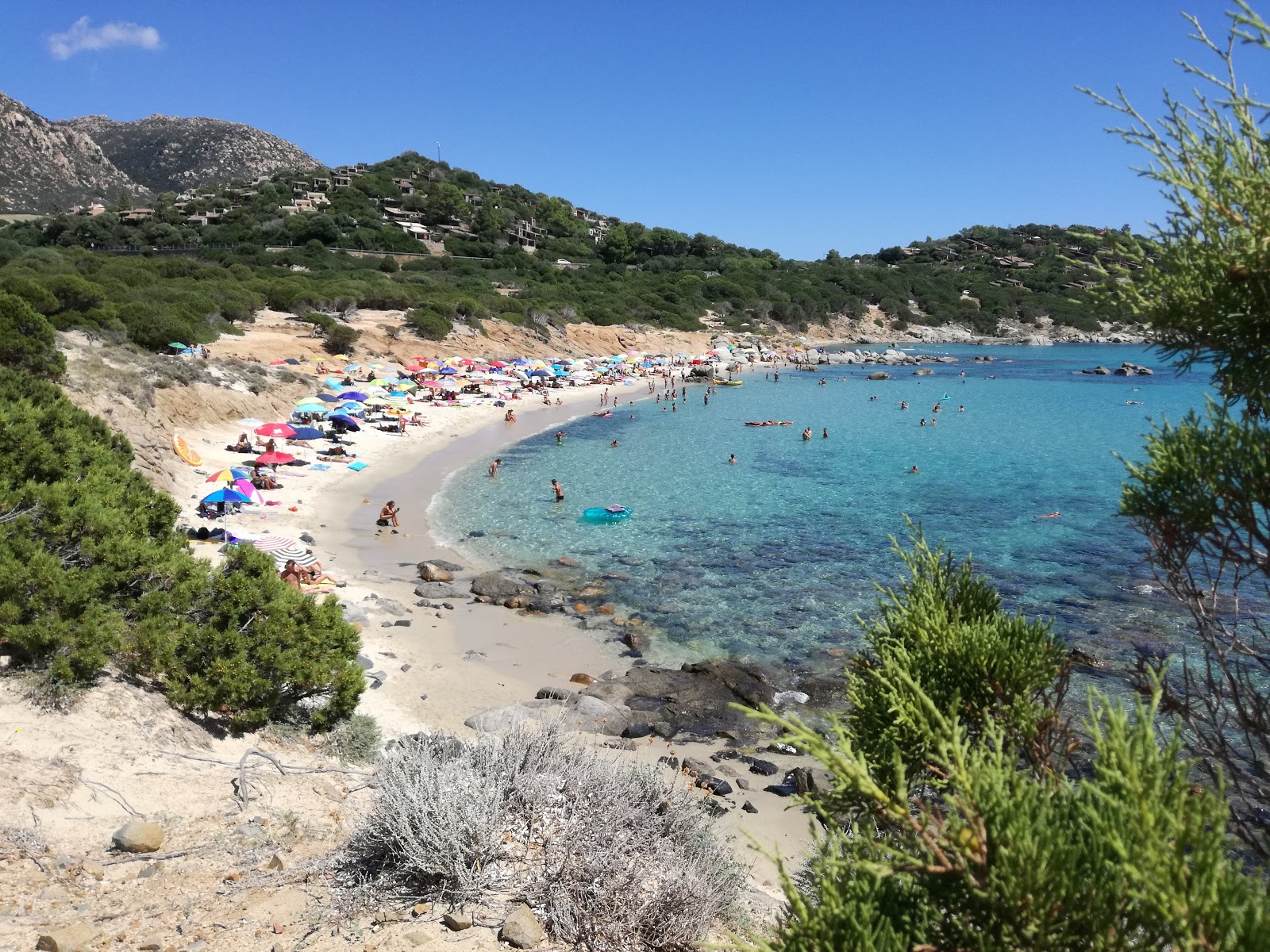 Zdjęcie Spiaggia di Porto Sa Ruxi z wiele przestronnych zatok