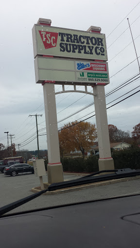 Home Improvement Store «Tractor Supply Co.», reviews and photos, 97 Providence Pike, Putnam, CT 06260, USA