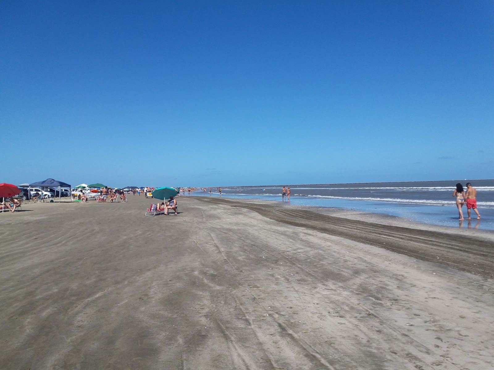 Foto von Coqueirinho Strand mit langer gerader strand