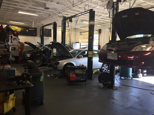 Auto Repair Shop «Meineke Car Care Center», reviews and photos, 925 Delaware Ave, Marysville, OH 43040, USA