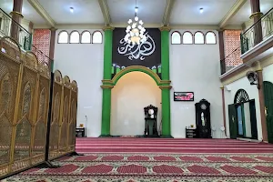 Baitul Mu'minin Mosque Kuripan Lor image