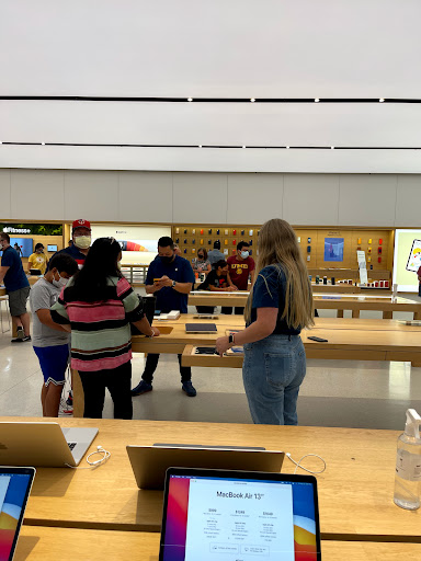 Computer Store «Apple Mall of America», reviews and photos, 132 South Avenue, Bloomington, MN 55425, USA