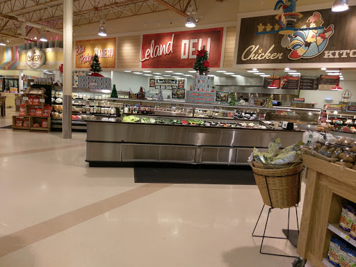 Grocery Store «Lowes Foods of Leland», reviews and photos, 1152 East Cutlar Crossing, Leland, NC 28451, USA