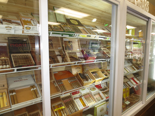 Tobacco Shop «Quick Stop Smoke Shop», reviews and photos, 230 E Main St, East Islip, NY 11730, USA