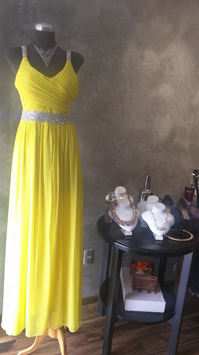 Renta de Trajes Robert's y Tintoreria en Jalisco