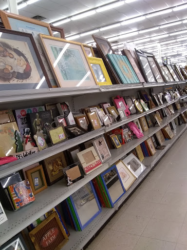 Thrift Store «2nd Ave Value Stores», reviews and photos, 1200 Welsh Rd, North Wales, PA 19454, USA