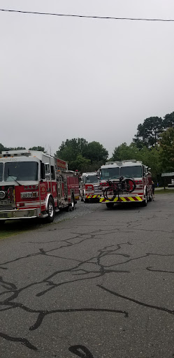 Golf Course «Bur-Mil Park Golf Course», reviews and photos, 5834 Bur-Mill Club Rd, Greensboro, NC 27410, USA