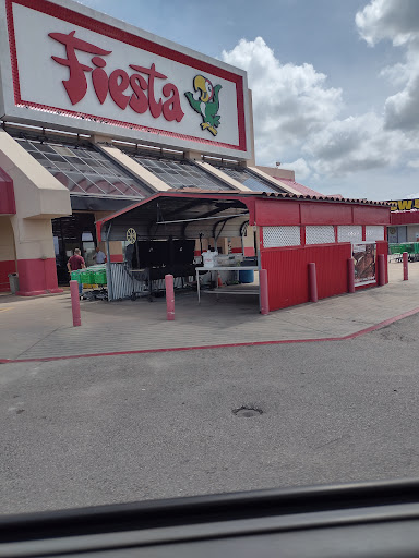 Grocery Store «Fiesta Mart», reviews and photos, 1603 Spencer Hwy, South Houston, TX 77587, USA