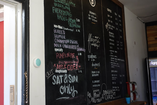 Donut Shop «B. Doughnut», reviews and photos, 7 Loudoun St SW, Leesburg, VA 20175, USA