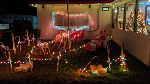 Drive-in Movie Theater «Highway 21 Drive In Movie Theater», reviews and photos, 55 Parker Dr, Beaufort, SC 29906, USA