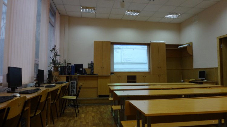 Лабораторії коледжу