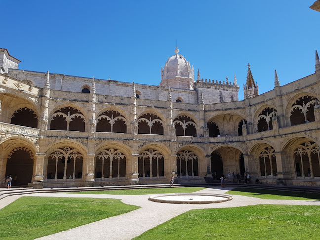 mosteirojeronimos.pt