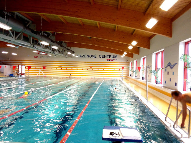 Komentáře a recenze na KV Arena parkoviště