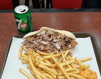 Plats et boissons du Kebab La Sandwicherie Du Parc à Paris - n°11